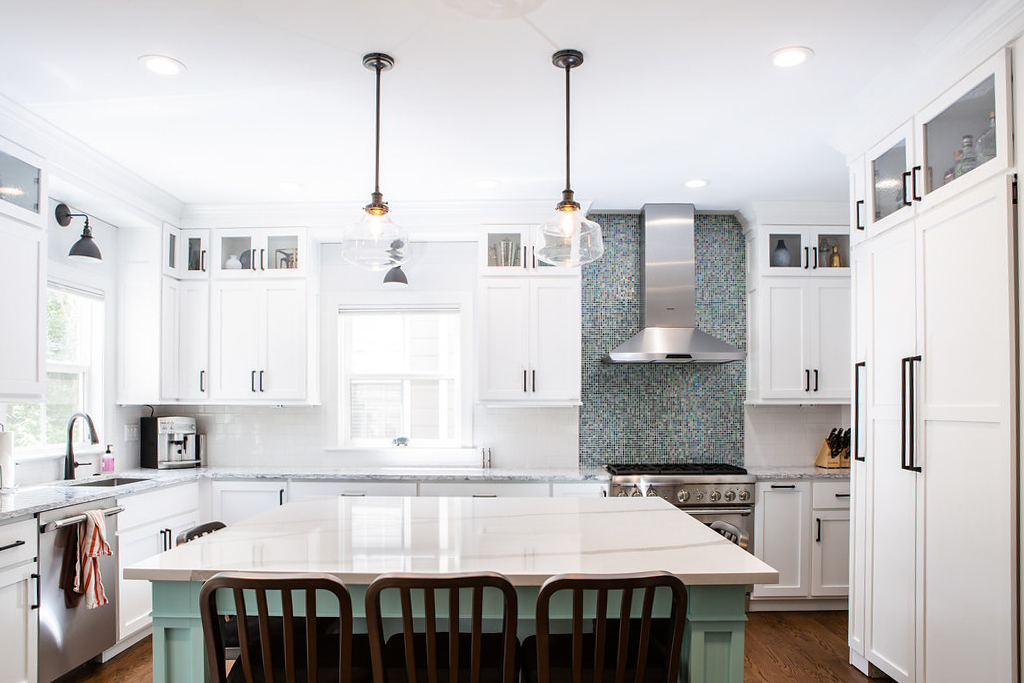 tvlcreative's tweet photo. Farmhouse feels with a custom minty island for the win at our Dayton Street kitchen renovation. #tvlcreative #interiordesign #kitchen #kitchendesign #kitchendecor #kitchenideas #home #homesweethome #homeideas #homedesign #homedecor #stayhome #farmhouse #farmhousefeel #modernhome https://t.co/4TVkM5PDJa