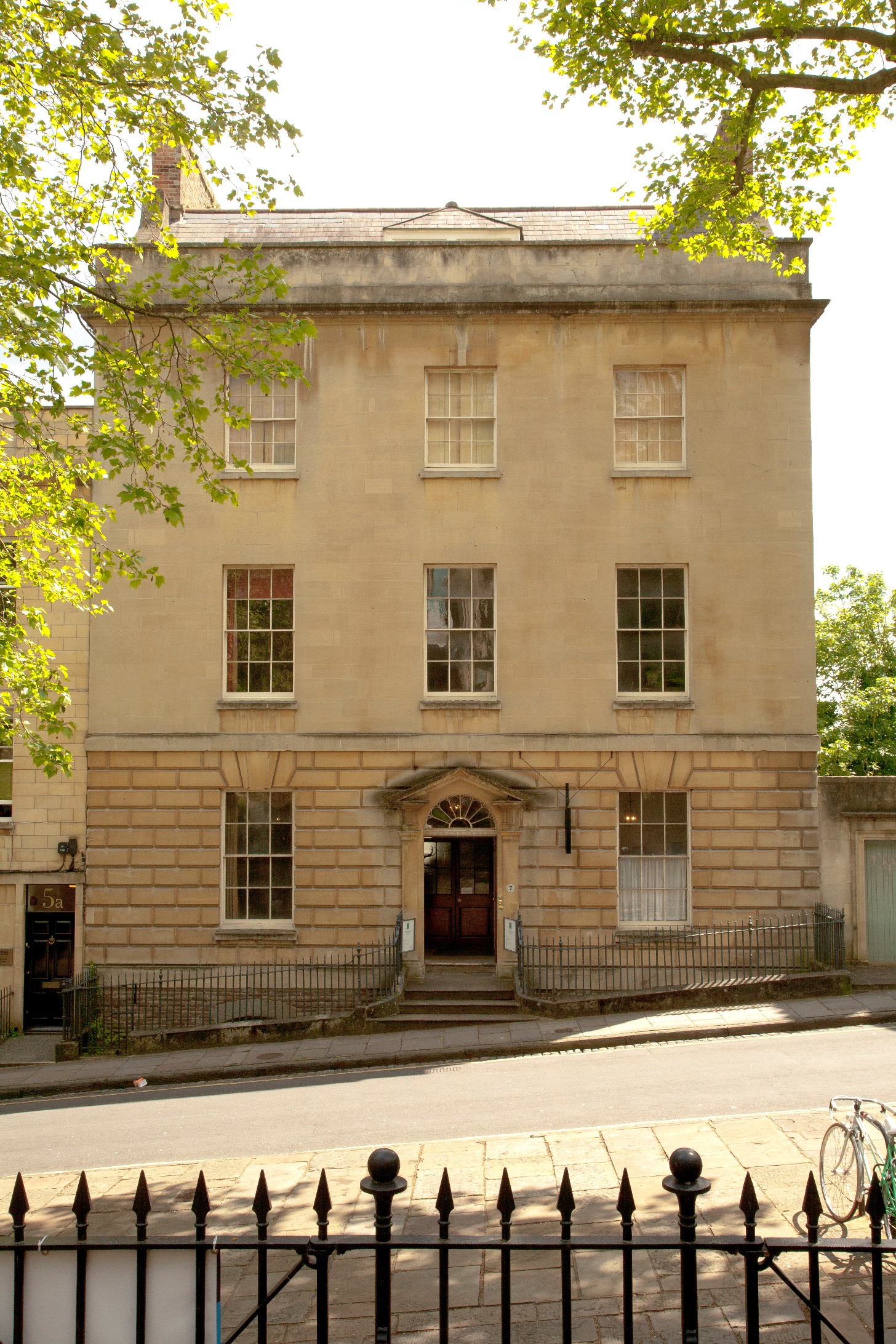 The Georgian House Museum Hour