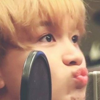 ggukinya's tweet photo. HELLO ECHANN 😭🤜
#IDOLFESTDAY1 https://t.co/uCwcGqhEnJ