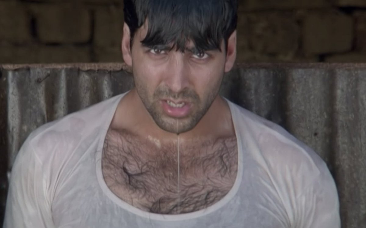 Shahrcasm's tweet image. After Passing Through M Dominated Area.

#AakThoo