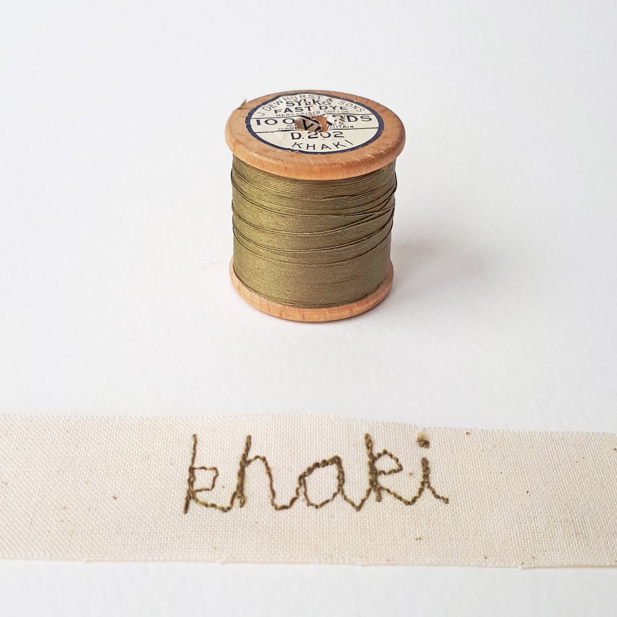Hippystitch's tweet photo. This week I've found some interesting #vintagethreads in more subtle colours and #todayscolour is #khaki. When I was 17, my favourite trousers were khaki with zips at the ankles... #stitching #colour #embroidery #machineembroidery #sylko #30daysofcolour https://t.co/0kwFoQw3w7