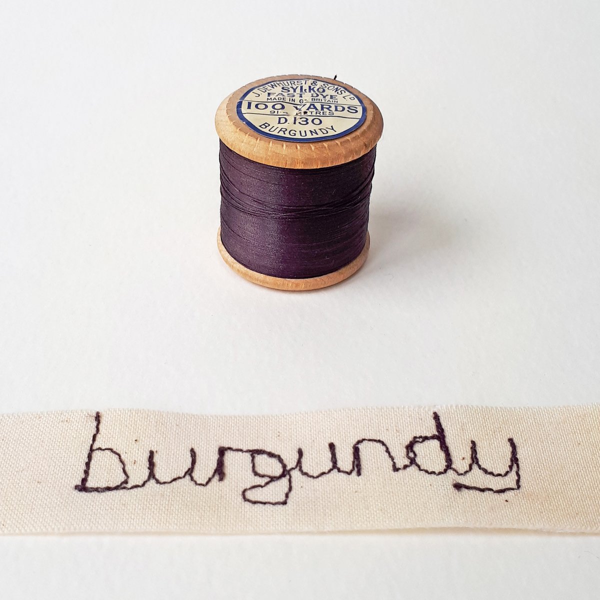 Hippystitch's tweet photo. These #vintagethreads are much darker than I thought this colour would be - #todayscolour is #burgundy... #stitching #colour #embroidery #machineembroidery #sylko #30daysofcolour https://t.co/nD7sZcEgMA