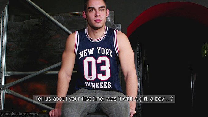 ?New video: watch now! ?

?Interview Valentino Ribas? 

?https://t.co/UhRHnwmZJz?

#xhamsterpremium #Gay