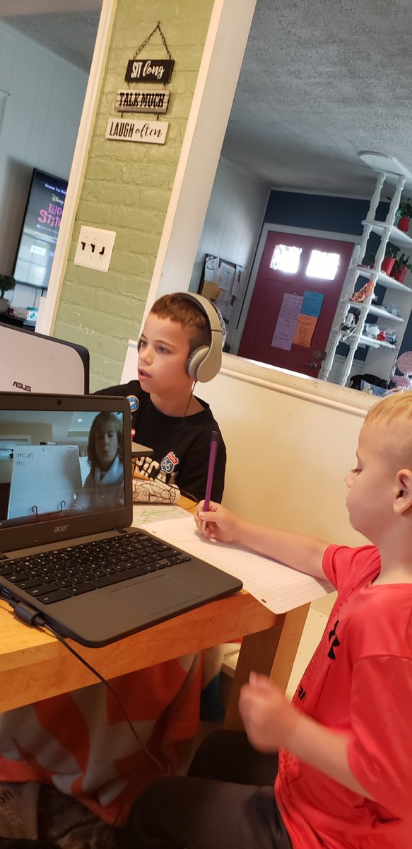 sjeff209's tweet photo. E-learning is in full swing at @FerndaleEarlyEd !  
#AACPSAwesome https://t.co/pqnJXBQQ07