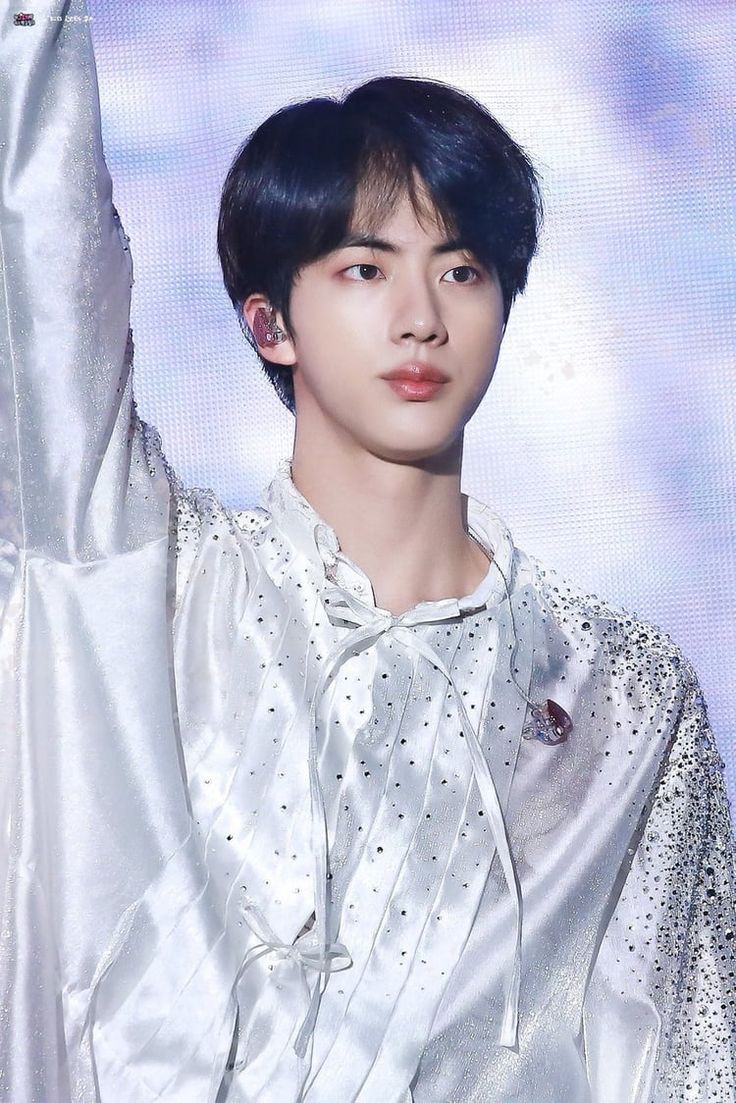 Jin being the whole definition of worldwide handsome :: a thread