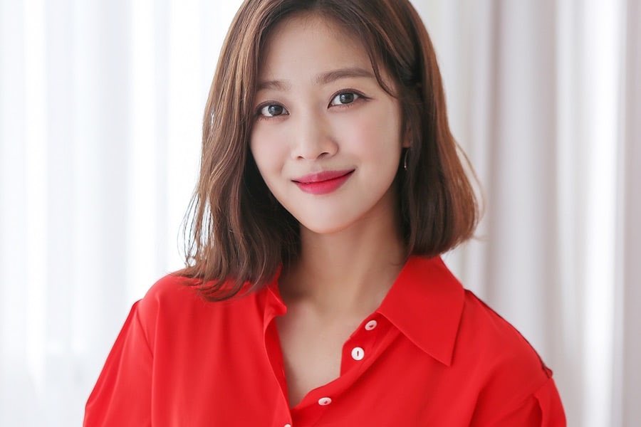 which drama/movie/variety show etc you first knew this actress?actress: jo bo ah