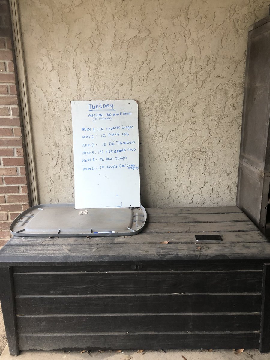hollymcabshire's tweet photo. 30 Minute EMOM:
5 rounds
Min 1: 14 Reverse Lunges
Min 2: 12 Push-UPS
Min 3: 10 DB Thrusters
Min 4: 14 Renegade Rows
Min 5: 12 Box Jumps
Min 6: 10 V-Ups with weight
Ran for fun! 🏃🏼♀️🏃🏻
#SlimPlus #Lean https://t.co/jW8WhvC9eI