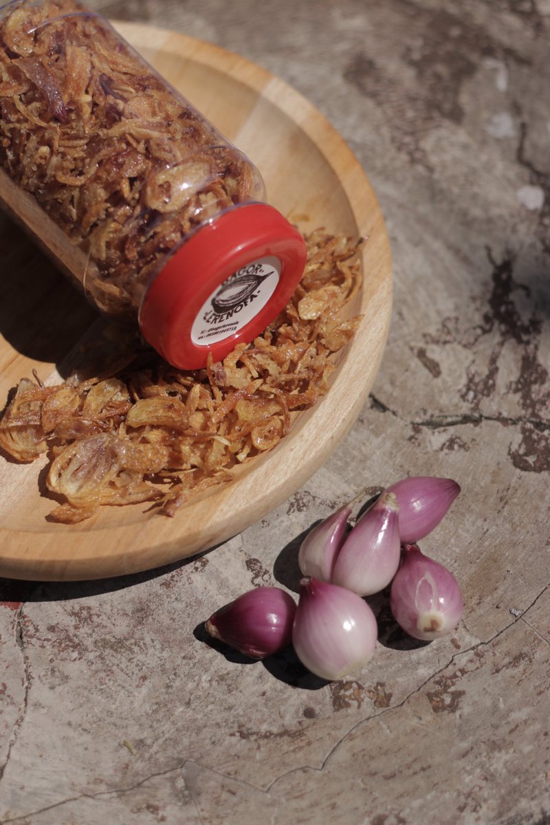 bawang goreng 🌻 tweet media