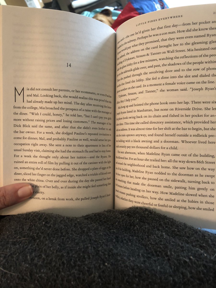 Lunch break means I’m curled up with a blanket, catching up on some reading. 😍📖📚