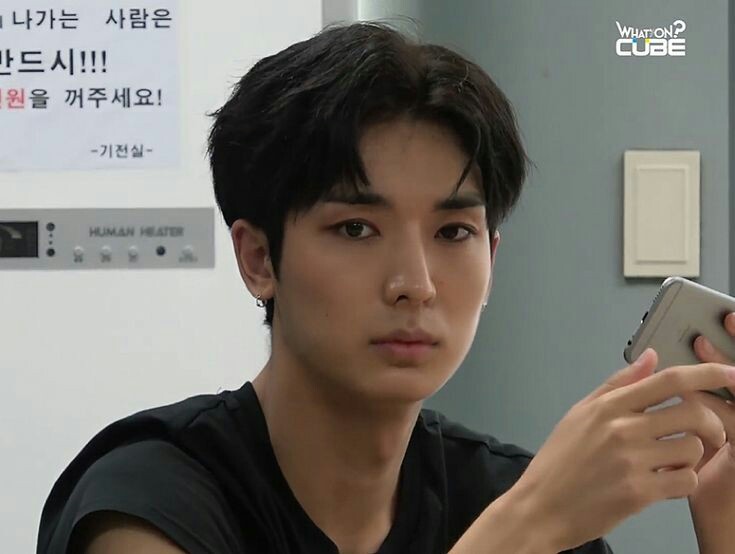 A YUTO THREAD BECAUSE HE IS BEAUTIFUL  #PENTAGON   #펜타곤  @CUBE_PTG   #UNIVERSE