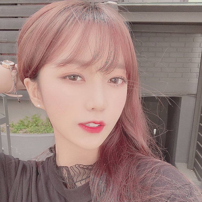 Sohee as Açaí