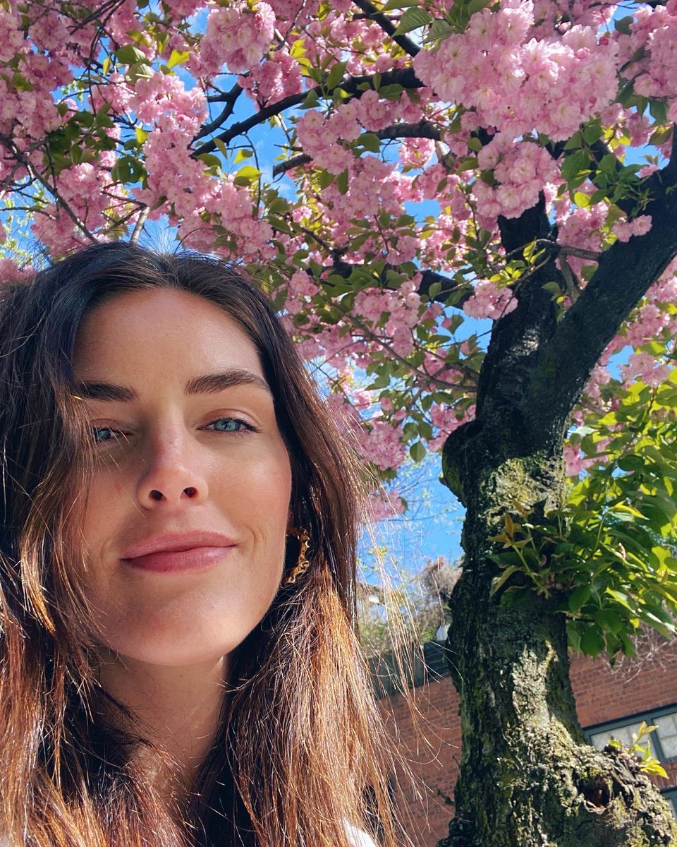 More pictures with plants ☺️🌸