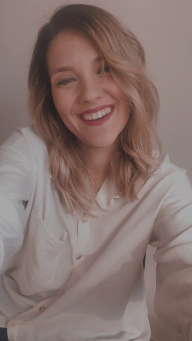 Puede sonar a típico tópico: 
La vida pone la prueba, tú pones la actitud. 

#actitud #positivemind #autoconocimiento #tiempodecrisis #tiempodecambio #crecimientopersonal #preguntaspoderosas