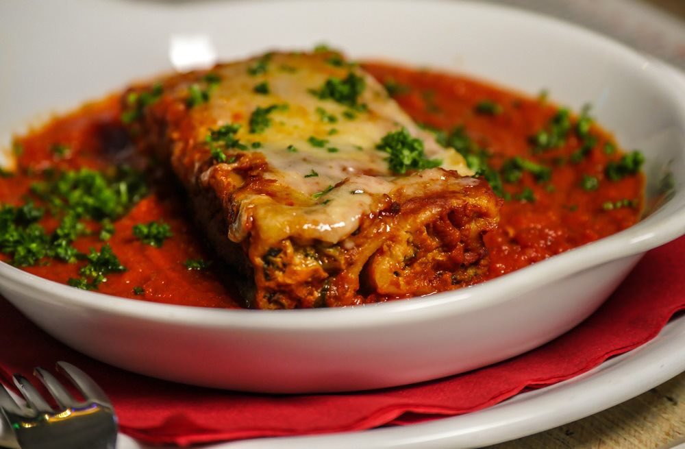 Delivery coming up from Wednesday to Sunday in a 5 mile radius from the town centre. We are now doing #PASTADELIVERY as well as pizza! mmmmm