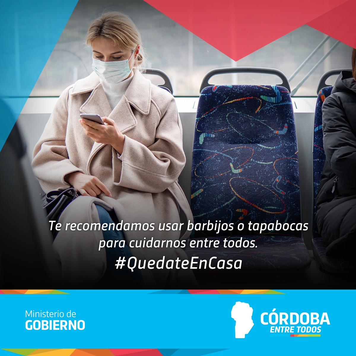 El COE recomienda a la población el uso de barbijos al circular en la vía pública🚶‍♂La medida contempla barbijos no quirúrgicos o dispositivos que cubran mentón, boca y nariz -especialmente si se trata de grupos de riesgo- y en el marco de las actividades exceptuadas ✅😷