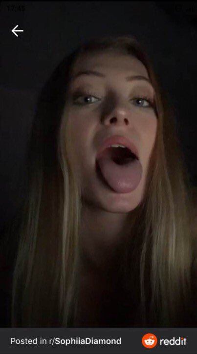 SophiaDiamondD's tweet photo. Let’s start with some tongue action shall we  👅 #sophiadiamond #cumtribute https://t.co/lLvdipPJ55