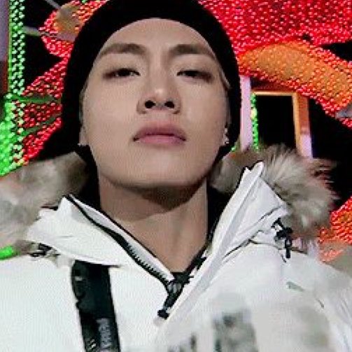 Taehyung’s thick dark eyebrows— a thread