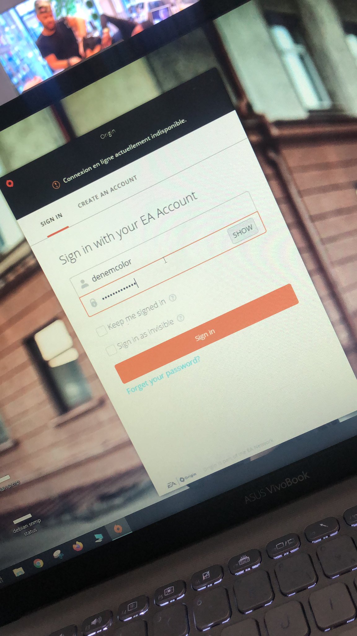 Pauline Cookie On Twitter Coupez Internet Pour Pouvoir Jouer Hors Ligne Aux Sims En Attendant Que Origin Se Bouge C Est Deja Ca