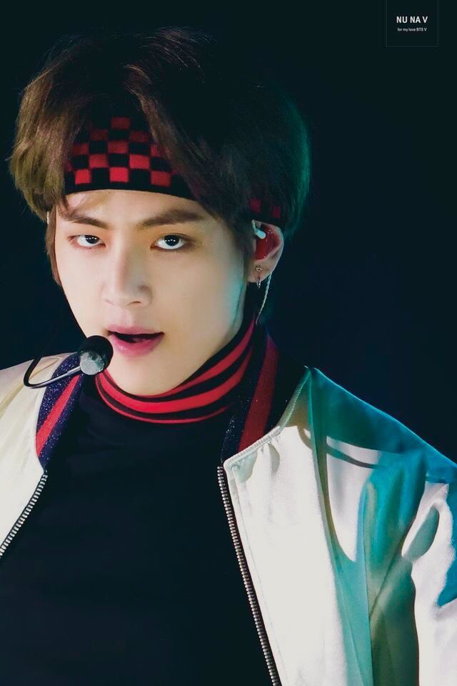 Taehyung’s thick dark eyebrows— a thread