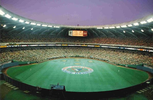 CanuckBBPlus's tweet photo. CANADIAN BASEBALL TRIVIA: 

Prior to the 1982 @MLB All Star game in Montreal, an array of past baseball stars from around the world threw out a simultaneous 1st pitch. Canada was represented by 2 former all stars. Who were the 2 Canucks?  

(Hint: 1 of them was French-Canadian) https://t.co/tNzdI9Uvcz