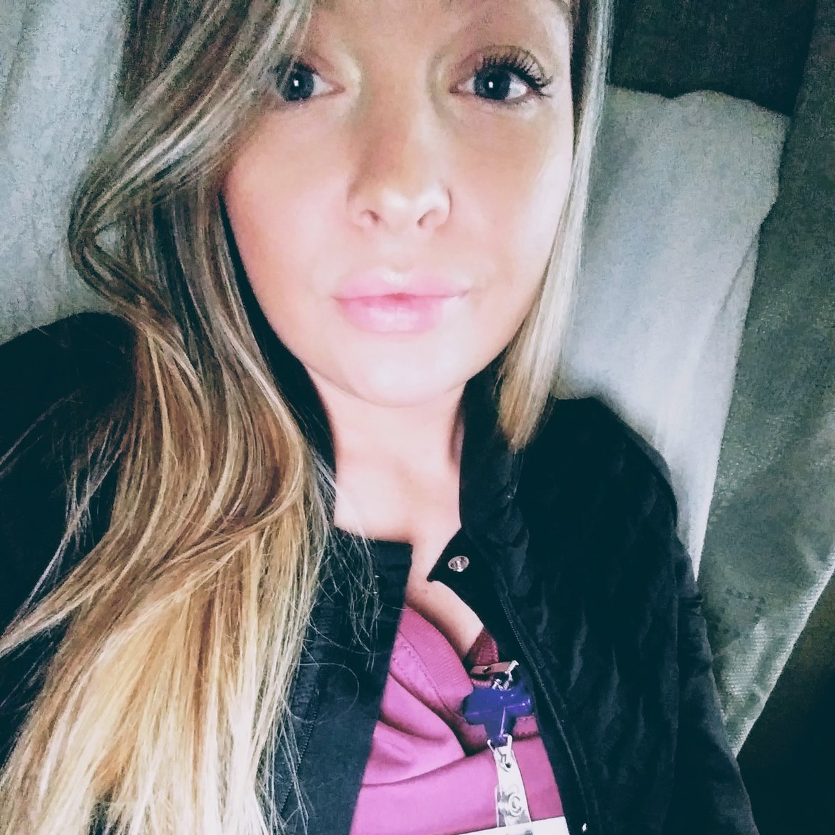 NikkiNMesser's tweet photo. #NewProfilePic https://t.co/OsLPL1ESCT