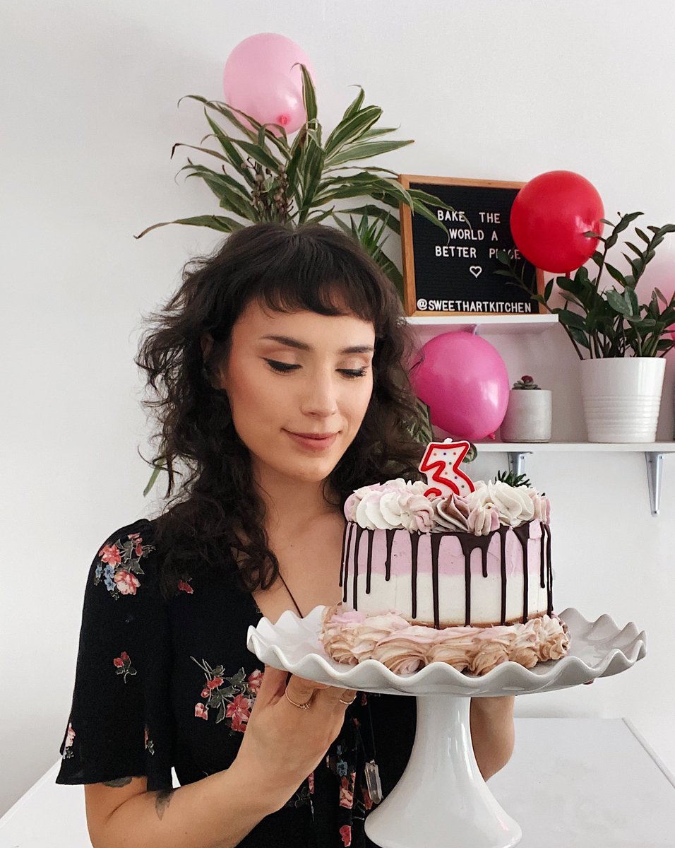 SweetHartTO's tweet image. Happy birthday Sweet Harttttt 🎶 Today marks three years of serving up your faves in this space. As a thank you, today with every order placed today via phone/email, @UberEats, @foodora_ca &amp;amp; @ritual_co you will receive a slice of birthday cake on us! Thank you for everything. ❤️