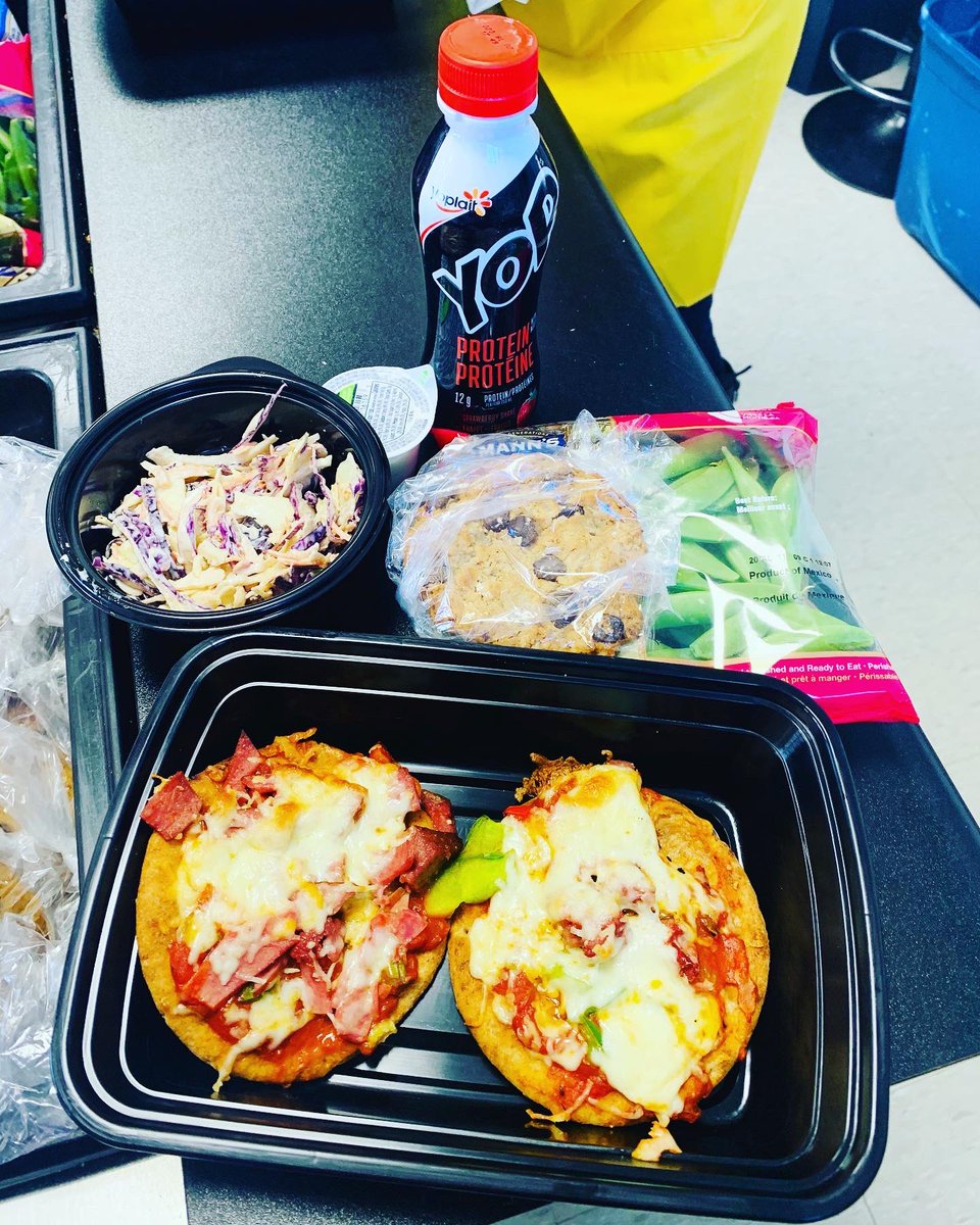 TGPNorthBay's tweet image. Mini pizzas for lunch today! Come see us for a take out before 1:15 pm #tgp #wegotthis #takeouts #COVID19 #NorthBay
