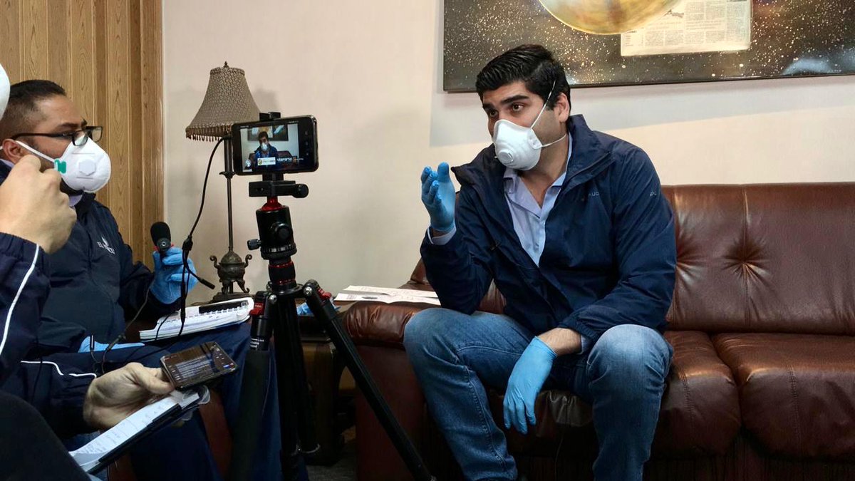 Vice_Ec's tweet photo. Desde Cuenca, el vicepresidente @ottosonnenh mantuvo una entrevista con @mercurioec para abordar varios temas sobre la emergencia sanitaria y las medidas adoptadas.

#AEcuadorLoSacamosTodos
#EcuadorSolidario https://t.co/YeB20qoHmh