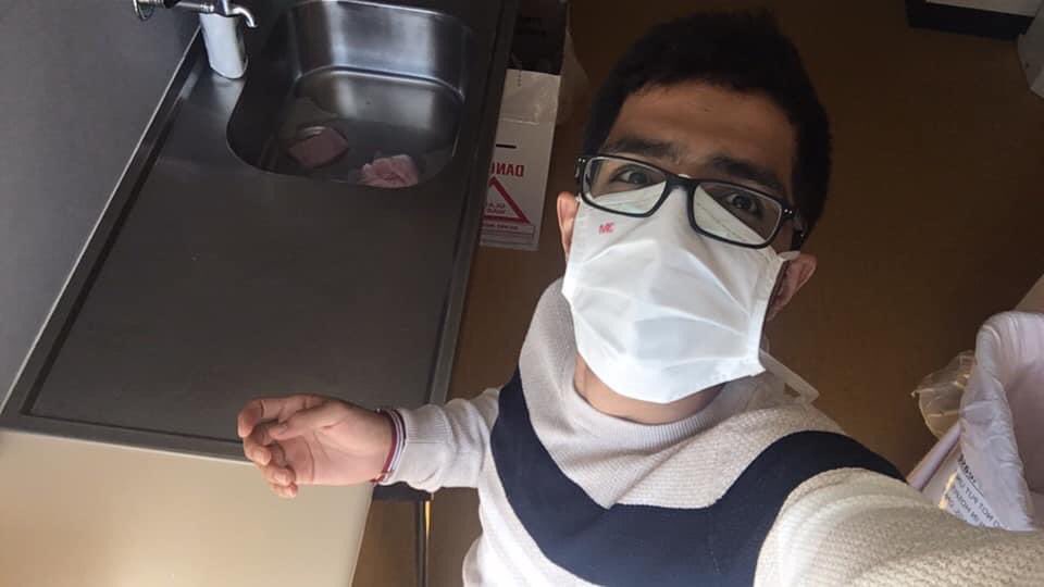 Dr A is a doctor, staying with his second host, as he completes a placement with @LincsRefugeeDoc, while he waits for #RefugeeStatus (which we all hope is soon) currently in paediatrics, who knows where next? #RefugeesWelcome