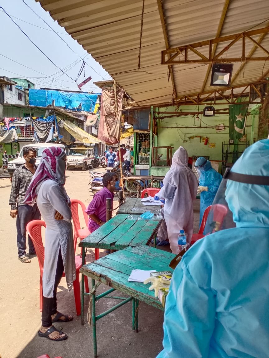 mybmcWardFN's tweet photo. Screening camps conducted for Covid 19 in containments zones 
@mybmcWardFN.By Public Health Dept, MCGM. https://t.co/b8qYByWfHs