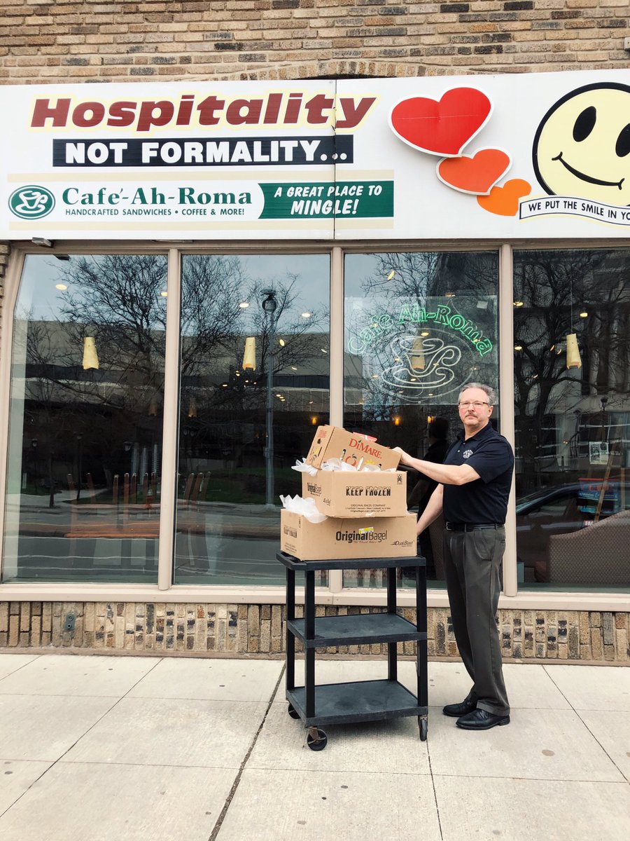 Who is hungry for #takeouttuesday ?!! Our ambassadors enjoy local takeout from downtown Cleveland’s locations at <a href="/yourstrulytweet/">Yours Truly Restaurants</a> &amp; <a href="/cafeahroma_216/">Café Ah-Roma</a> #supportlocal