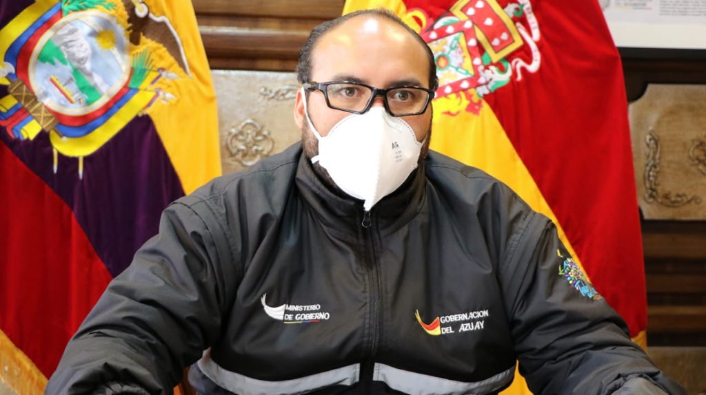 Gobernador <a href="/xaesma/">Xavier Martínez Guillén</a> en rueda de prensa virtual informó que en la provincia del #Azuay existen 1️⃣9️⃣2️⃣ casos confirmados de #Covid_19. 

También agradeció la visita del vicepresidente <a href="/ottosonnenh/">Otto Sonnenholzner</a> a los hospitales <a href="/HVCMCuenca/">Hospital Vicente Corral M.</a> e <a href="/IESSAzuay/">IESS Azuay</a> y al <a href="/CEAR_EP/">CEAR EP</a> en Cuenca.