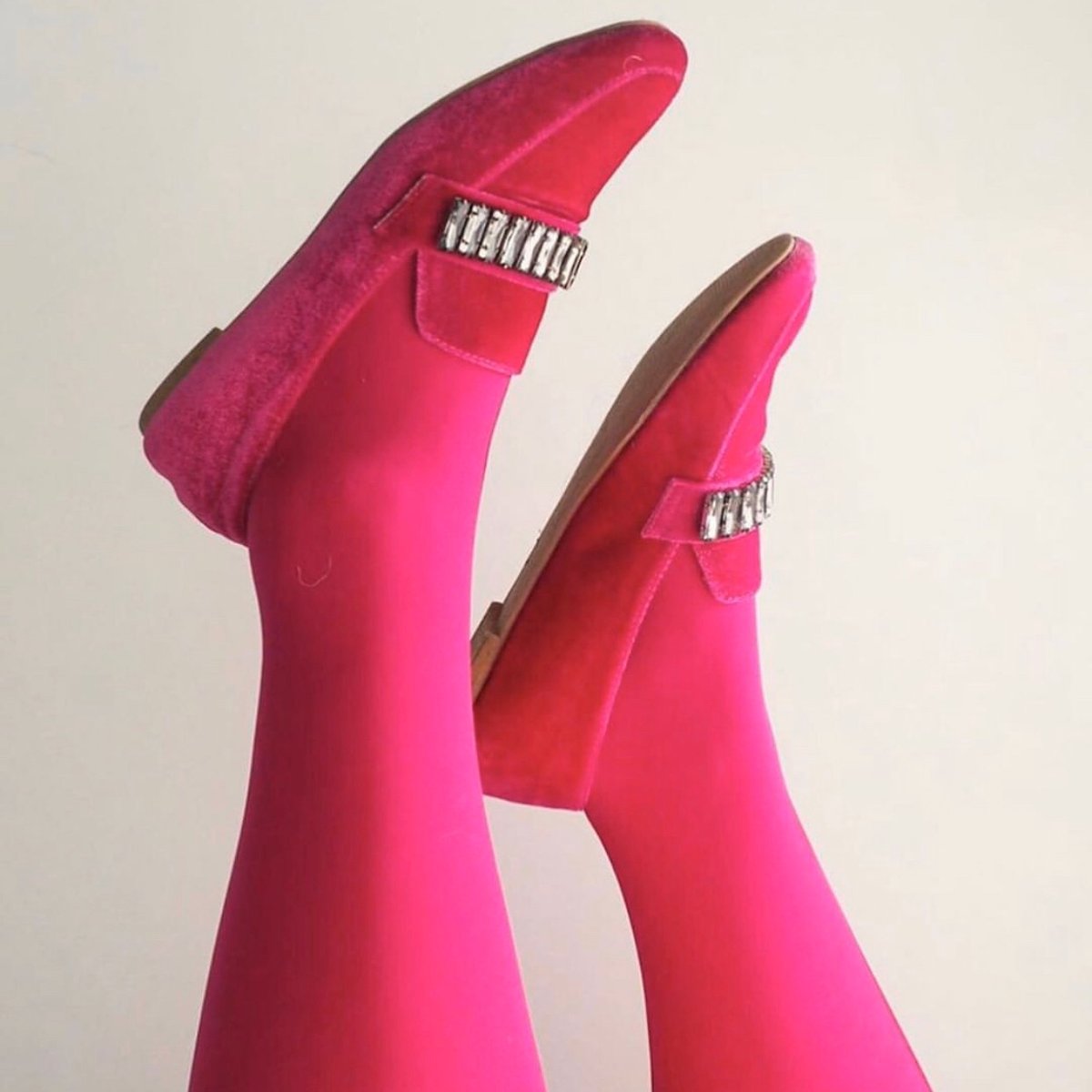 Party feet at the ready 💃 We've teamed up with <a href="/SnagTights/">snagtights</a> to make our donations go the extra mile. With every donated box of Hey Girls, our community partners will also receive a pair of Snags! Bring a bit of sparkle into someone's world when you choose to #BuyOneGiveOne ✨⁠