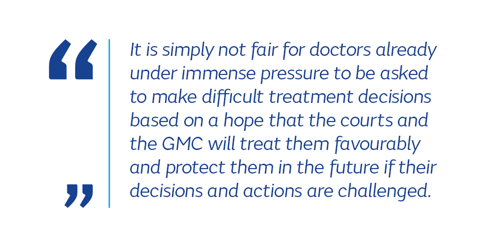 MPS_Medical's tweet photo. 🇬🇧 Dr Rob Hendry, Medical Director, outlines why we are calling on the UK Government to introduce an emergency law to protect #NHS doctors and the clinical decisions they make during the #coronavirus crisis: https://t.co/rPAHShrkvp #covid19 @Robhendry23Rob https://t.co/nOx2KaeirX