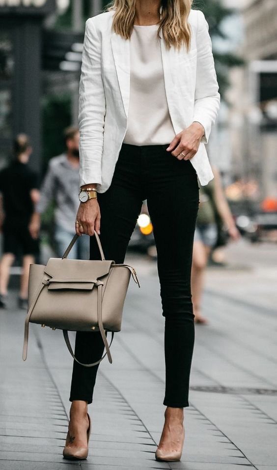 2. 𝐓𝐀𝐈𝐋𝐎𝐑𝐄𝐃 𝐂𝐋𝐎𝐓𝐇𝐄𝐒  - tailoring is always important, as it makes your clothes look more elegant and expensive. but, as a short girl, that’s even bigger. most clothes - specially in fast fashion - won’t fit you correctly and will probably be too long.