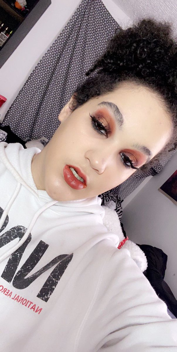 kierasmiles's tweet photo. neutral glam look😍💖 https://t.co/yHkEyuxkG2