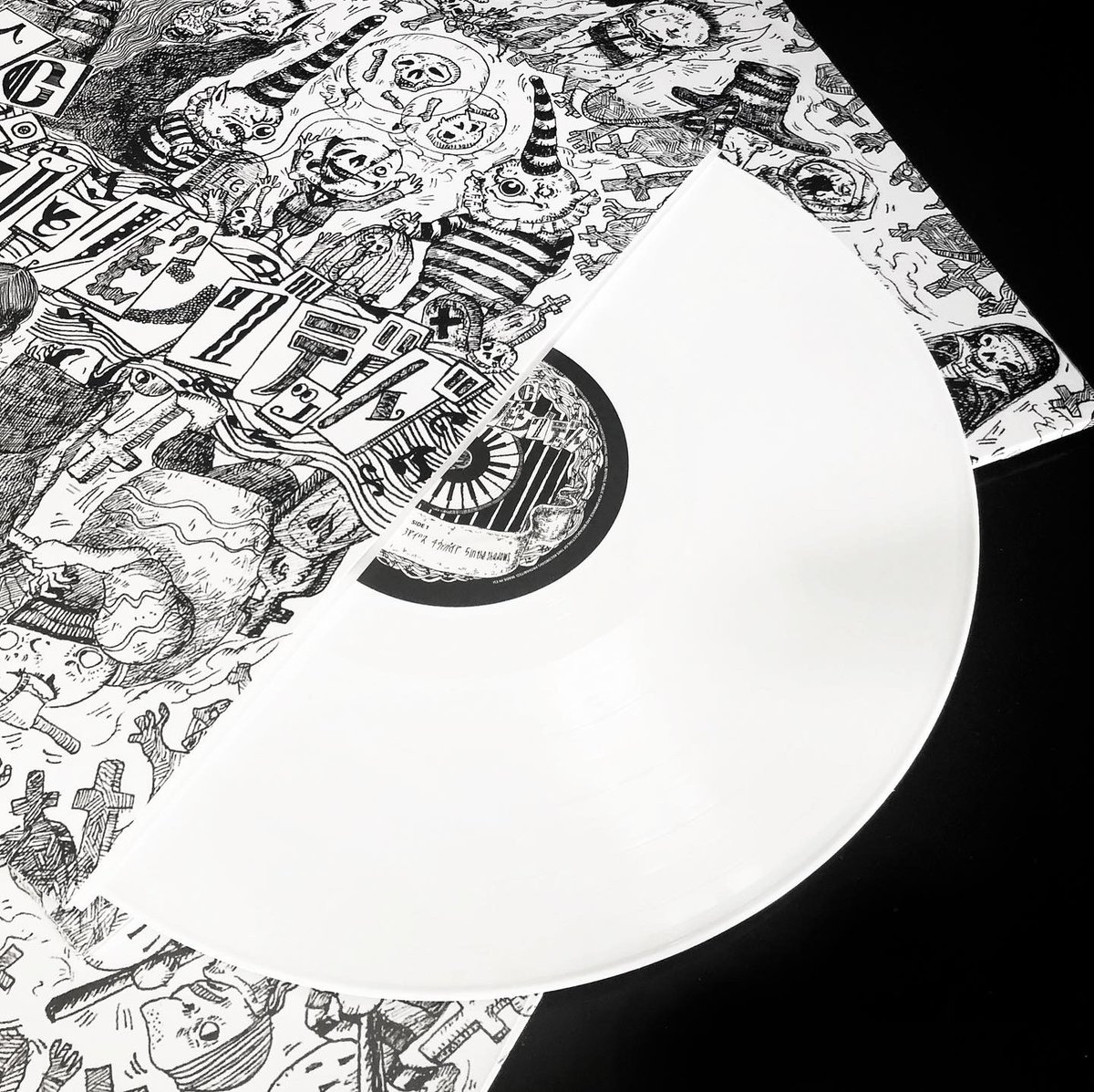 GanShinRecords's tweet photo. MUCC - Kowareta Piano to Living Dead vinyl LP available this thursday at https://t.co/U7qelqWsow

White vinyl, limited edition, only vinyl release 🔥

#mucc #vinyl #vinylrecords 

#staysafe https://t.co/moWyU9iQOF