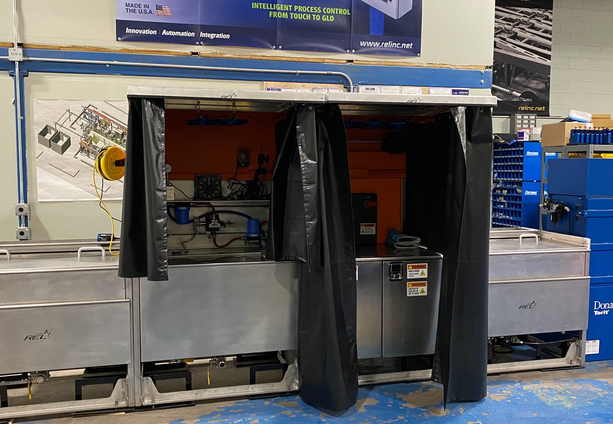 RELIncorporated's tweet photo. FPI Model MLF 250 deluxe edition tested and ready for shipment. #relinc #tough #relentless #innovation #spaceefficient #ndt #inspectionlamps #modular #fluorescentpenetrantinspection https://t.co/ty46IiPXTI