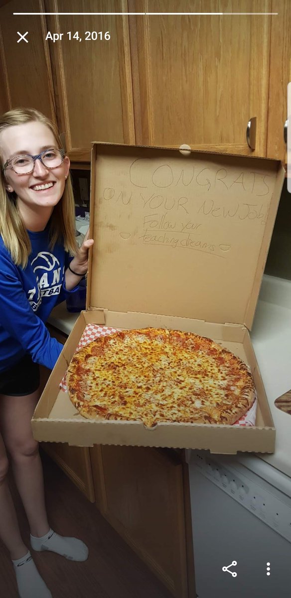 Miss_Burchill's tweet photo. Four years ago today, I accepted my job at @ParkRiverAggies, and my bff had a congratulatory pizza delivered. What a blessing to begin my teaching career in such a wonderful place. Wishing I could've celebrated with my crazy cool third graders! #PRASlearns https://t.co/jMskBIQlNZ