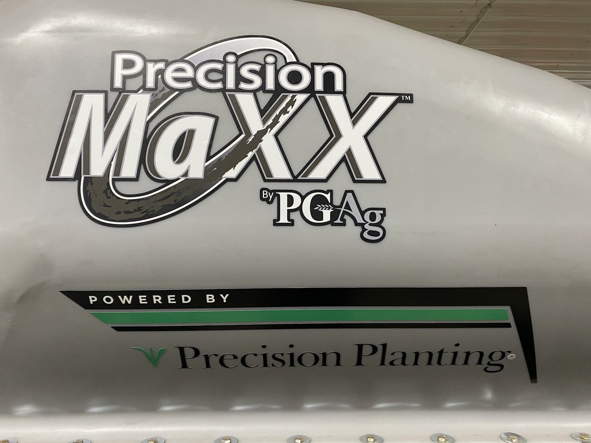travismesser81's tweet photo. Last @PlainsGrain #PrecisionMaXX customized planter leaving the shop today for #plant20 when it comes these guys will be ready.  @precisionplant #DeltaForce , #vApply, #Speedtube, #FurrowForce , #SmartFirmer @Harvest_Int_Mfg @SureFireAg .  Ordering now open for #plant21 https://t.co/8FMlCT74Yd