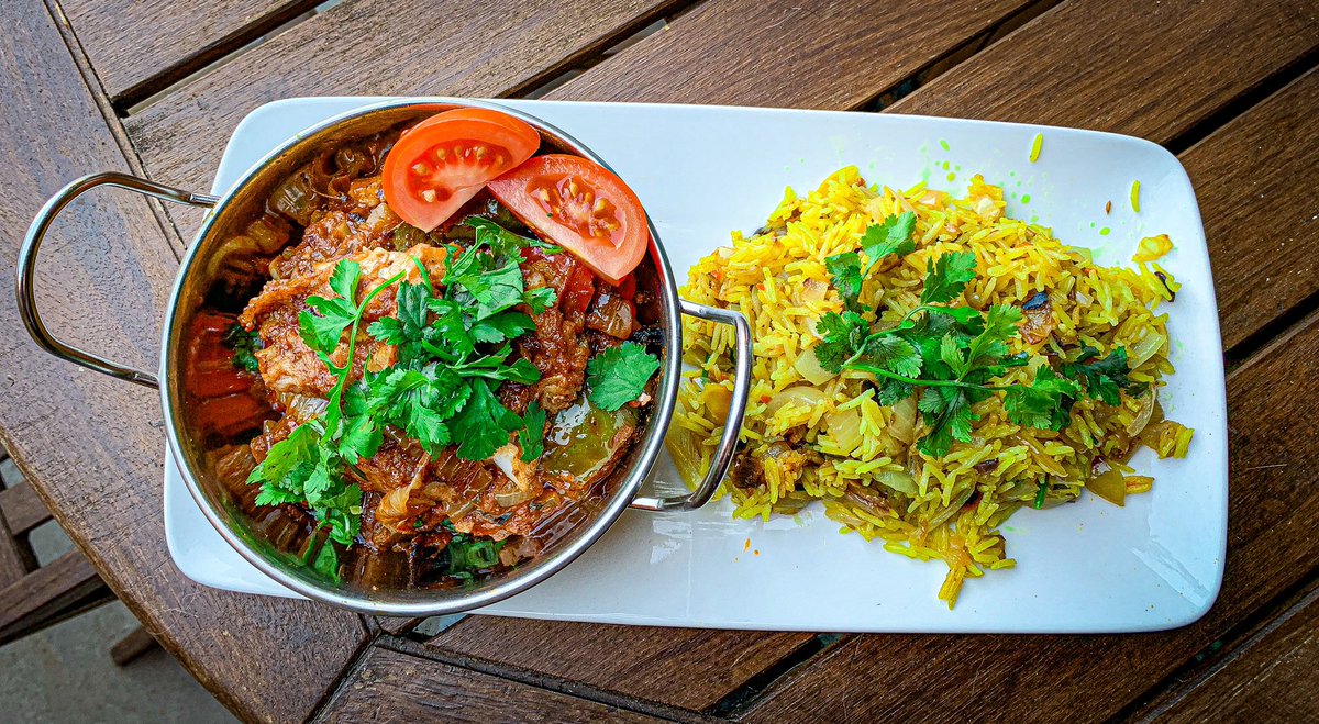 leeskill999's tweet photo. #lockdowntuesday #curry trying some #SriLankan curry #epic https://t.co/SnTNKF06Dc