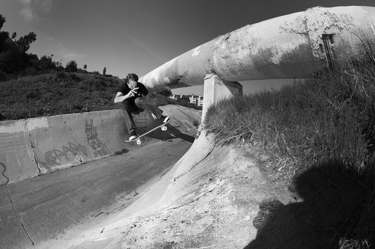 Tony Hawk tweet media
