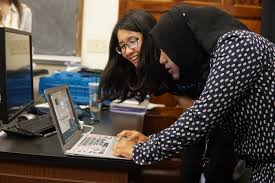 Our next speaker Dr. Jamal is currently a Senior Research Scientist Department of Brain and Cognitive Sciences (BCS) from 2015 -2018. Her research interests include signal processing, machine learning, computational neuroscience, complex networks, and statistical analysis