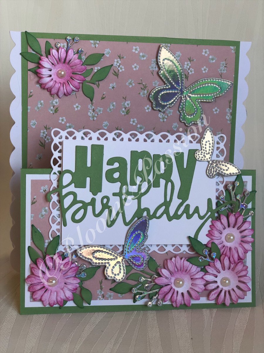 bloomandpassion's tweet photo. @Paperflowergift Happy birthday! Have a good one and enjoy your food! 😋 x https://t.co/omcEuNZaJf