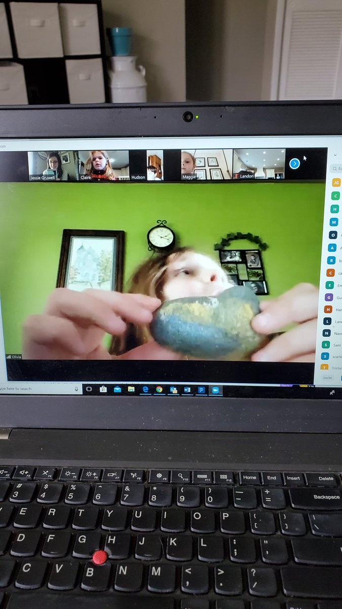 DRESGruwellJess's tweet photo. Look at these beautiful kindness rocks my friends made for their kindness challenge today! https://t.co/5GeD6nyTdR
