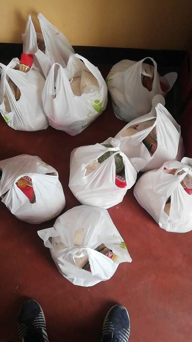 ideanrojass's tweet image. Estoy ayudando solo Familia que lo nesecite Madre soltera  venezolana oh venezolano  vulnerable solos hay 10 bolsas porfavor y solo Los q vivan por SJDU cerca ah Canto grande bayobar gracias no es mucho mi ayuda pero creo q la intencion cuenta. Más peruanos así necesita el peru👏