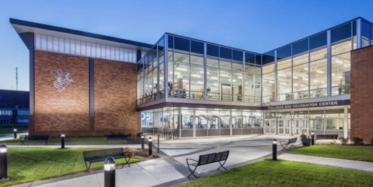 The_Boss_Elijah's tweet photo. I am honored and excited to announce I will be furthering my academic and athletic career at St. Ambrose University. 🐝🔵⚪️@SAUMensHoops @AllemanBball https://t.co/Z0dFoQr8iL