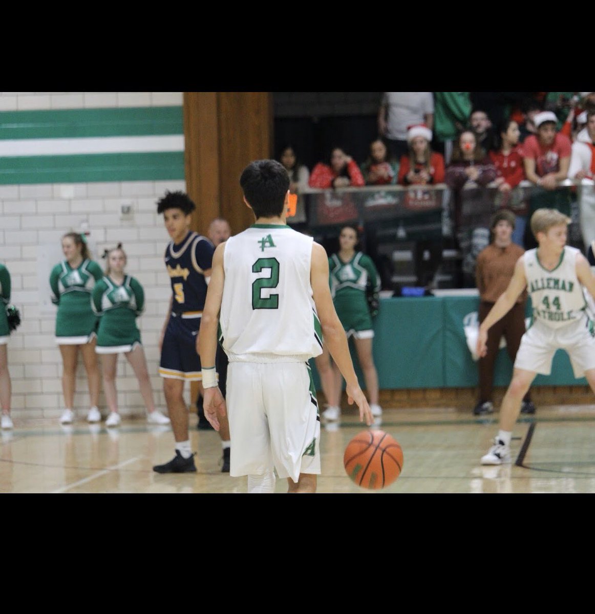 The_Boss_Elijah's tweet photo. I am honored and excited to announce I will be furthering my academic and athletic career at St. Ambrose University. 🐝🔵⚪️@SAUMensHoops @AllemanBball https://t.co/Z0dFoQr8iL