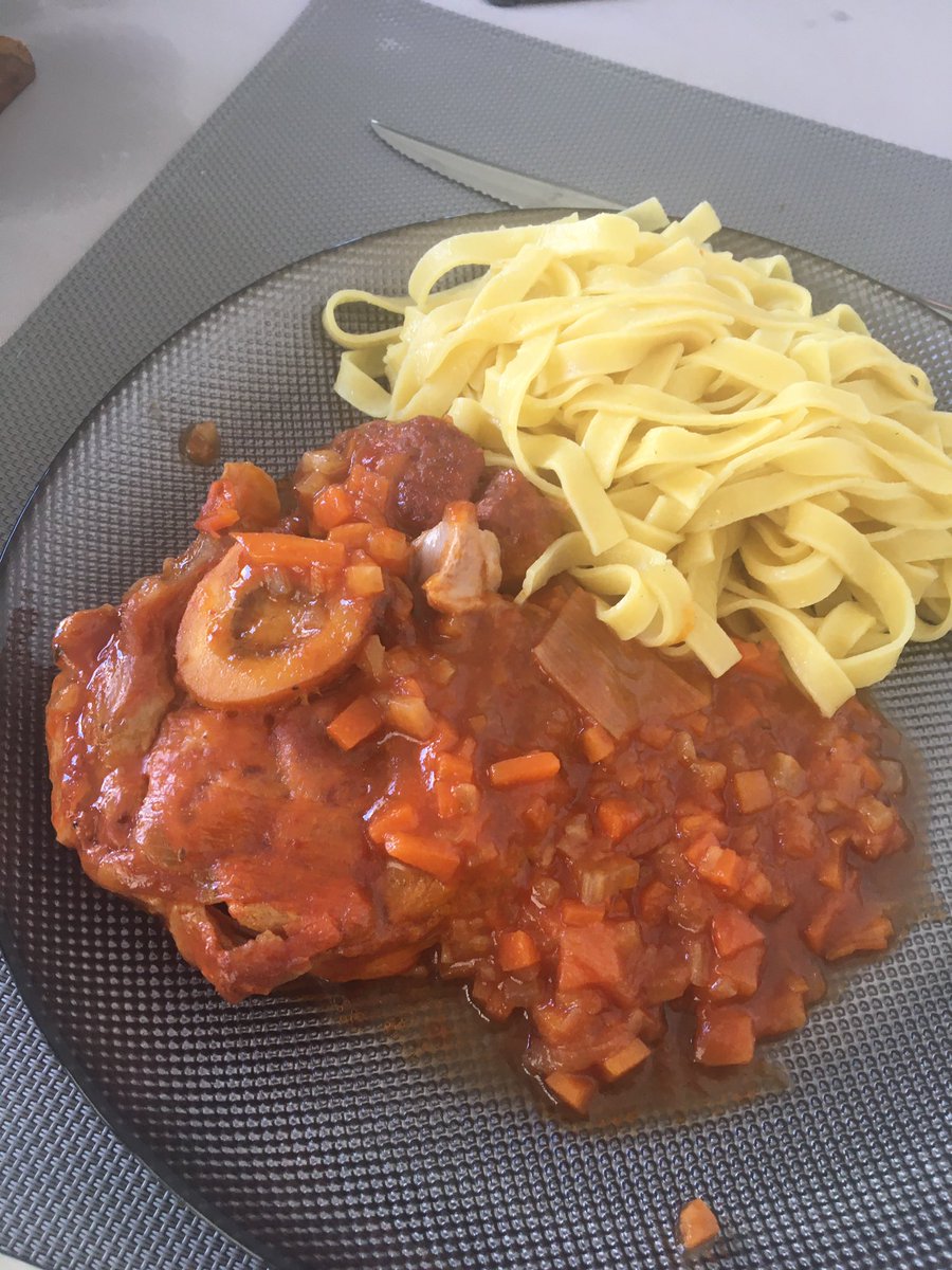 emmyatable's tweet photo. Osso buco #bienmanger #COVIDー19 #cuisine #Italy #delicious https://t.co/khyQ0vTDAJ