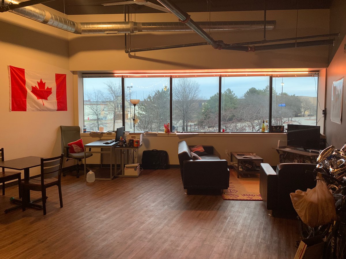 UnionatDearborn's tweet photo. Imagine your apartment looking like one of these! We at the Union at Dearborn love sharing this outstanding student housing experience with all you. With tons of floor plans to choose from, we have a room for everyone. Message us or check out our website to find out more! https://t.co/VNOT0NfKxj